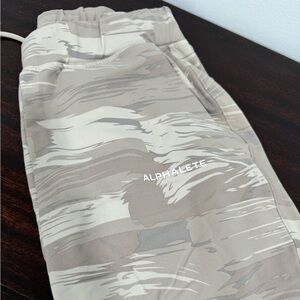 Alphalete grey camo joggers